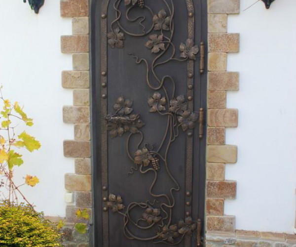 кованые металлические двери калитки для дома